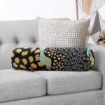 Siyah Beyaz Zeminde Gold Detaylı Renkli Çizim Dijital Baskılı Modern İç Dolgulu Süet Silindir Yastık Kırlent - Bel Yastığı Realhomes