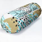 - RealHomes Özel Tasarımlı Dijital Baskılı İç Dolgulu Fermuarlı Silindir Yastık - Realhomes Renkli Zemin Üzerinde Onedraw Çizimli Dijital Baskılı Modern İç Dolgulu Fermuarlı Çok Amaçlı Silindir Yastık Kırlent Realhomes