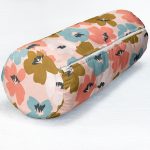 - RealHomes Özel Tasarımlı Dijital Baskılı İç Dolgulu Fermuarlı Silindir Yastık - Realhomes Pudra Zeminde Onedraw Çizimli Renkli Çiçek Desenli Dijital Baskılı Modern İç Dolgulu Yumuşak Silindir Form Yastık Kırlent Realhomes