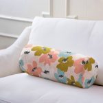 - RealHomes Özel Tasarımlı Dijital Baskılı İç Dolgulu Fermuarlı Silindir Yastık - Realhomes Pudra Zeminde Onedraw Çizimli Renkli Çiçek Desenli Dijital Baskılı Modern İç Dolgulu Yumuşak Silindir Form Yastık Kırlent Realhomes