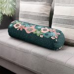 - RealHomes Özel Tasarımlı Dijital Baskılı İç Dolgulu Fermuarlı Silindir Yastık - Realhomes Renkli Zemin Üzerinde Çiçek Desenli Dijital Baskılı Modern İç Dolgulu - Fermuarlı Süet Silindir Rulo Yastık Kırlent Realhomes