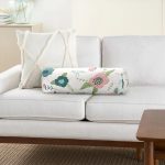 - RealHomes Özel Tasarımlı Dijital Baskılı İç Dolgulu Fermuarlı Silindir Yastık - Realhomes Beyaz Zemin Üzerinde Renkli Soyut Çizim Dijital Baskılı Modern İç Dolgulu - Fermuarlı Süet Silindir Yuvarlak Yastık Kırlent Realhomes