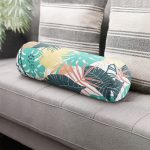 Beyaz Zemin Üzerinde Renkli Yaprak Desenli Dijital Baskılı Modern İç Dolgulu - Fermuarlı Süet Silindir Rulo Yastık Kırlent Realhomes