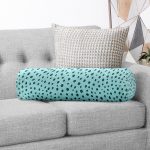 - RealHomes Özel Tasarımlı Dijital Baskılı İç Dolgulu Fermuarlı Silindir Yastık - Realhomes Renkli Zemin Üzerinde Siyah Puantiye Desenli Dijital Baskılı Modern İç Dolgulu - Fermuarlı Süet Silindir Yuvarlak Yastık Kırlent Realhomes