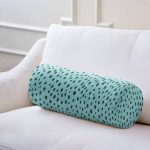 - RealHomes Özel Tasarımlı Dijital Baskılı İç Dolgulu Fermuarlı Silindir Yastık - Realhomes Renkli Zemin Üzerinde Siyah Puantiye Desenli Dijital Baskılı Modern İç Dolgulu - Fermuarlı Süet Silindir Yuvarlak Yastık Kırlent Realhomes