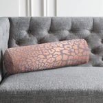 - RealHomes Özel Tasarımlı Dijital Baskılı İç Dolgulu Fermuarlı Silindir Yastık - Realhomes Renkli Zeminde Parlak Görünümlü Çizim Dijital Baskılı Modern İç Dolgulu Fermuarlı Çok Amaçlı Silindir Yastık Kırlent Realhomes