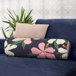 - RealHomes Özel Tasarımlı Dijital Baskılı İç Dolgulu Fermuarlı Silindir Yastık - Realhomes Renkli Zeminli Onedraw Çizimli Çiçek Dijital Baskılı Modern İç Dolgulu - Fermuarlı Süet Silindir Daire Yastık Kırlent Realhomes