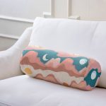 - RealHomes Özel Tasarımlı Dijital Baskılı İç Dolgulu Fermuarlı Silindir Yastık - Realhomes  Renkli Zemin Üzerinde Ay Güneş Temalı Dijital Baskılı Modern İç Dolgulu Yumuşak Silindir Form Yastık Kırlent Realhomes