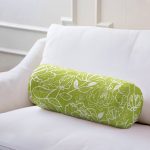 Renkli Zemin Üzerinde Onedraw Çizimli Çiçek Desenli Dijital Baskılı Modern İç Dolgulu - Fermuarlı Süet Silindir Daire Yastık Kırlent Realhomes