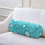 - RealHomes Özel Tasarımlı Dijital Baskılı İç Dolgulu Fermuarlı Silindir Yastık - Realhomes  Renkli Zemin Üzerinde Beyaz Renkli Çiçek Desenli Dijital Baskılı Modern İç Dolgulu - Fermuarlı Süet Silindir Yuvarlak Yastık Kırlent Realhomes