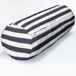 - RealHomes Özel Tasarımlı Dijital Baskılı İç Dolgulu Fermuarlı Silindir Yastık - Realhomes Beyaz Zemin Üzerinde Renkli Çizgili Dijital Baskılı Modern İç Dolgulu - Fermuarlı Süet Berjer Silindir Yastık Kırlent Realhomes