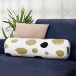 - RealHomes Özel Tasarımlı Dijital Baskılı İç Dolgulu Fermuarlı Silindir Yastık - Realhomes Beyaz Zemin Üzerinde Renkli Geometrik Desenli Dijital Baskılı Modern İç Dolgulu - Fermuarlı Süet Silindir Daire Yastık Kırlent Realhomes