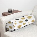 - RealHomes Özel Tasarımlı Dijital Baskılı İç Dolgulu Fermuarlı Silindir Yastık - Realhomes Beyaz Zemin Üzerinde Renkli Geometrik Desenli Dijital Baskılı Modern İç Dolgulu - Fermuarlı Süet Silindir Daire Yastık Kırlent Realhomes