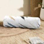 - RealHomes Özel Tasarımlı Dijital Baskılı İç Dolgulu Fermuarlı Silindir Yastık - Realhomes  Beyaz Zemin Üzerinde Renkli Geometrik Şekilli Dijital Baskılı Modern İç Dolgulu - Fermuarlı Süet Silindir Daire Yastık Kırlent Realhomes