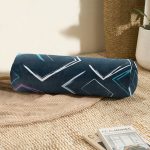 Siyah Zemin Üzerinde Renkli Geometrik Desenli Dijital Baskılı Modern İç Dolgulu - Fermuarlı Süet Silindir Daire Yastık Kırlent Realhomes