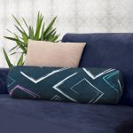 Siyah Zemin Üzerinde Renkli Geometrik Desenli Dijital Baskılı Modern İç Dolgulu - Fermuarlı Süet Silindir Daire Yastık Kırlent Realhomes