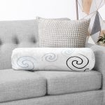 - RealHomes Özel Tasarımlı Dijital Baskılı İç Dolgulu Fermuarlı Silindir Yastık - Realhomes Beyaz Zemin Üzerinde Renkli Desenli Dijital Baskılı Modern İç Dolgulu - Fermuarlı Süet Silindir Rulo Yastık Kırlent Realhomes