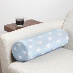 Modern Yıldız Desenli Dijital Baskılı İç Dolgulu - Fermuarlı Süet Silindir Daire Yastık Kırlent Realhomes