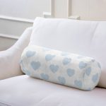 - RealHomes Özel Tasarımlı Dijital Baskılı İç Dolgulu Fermuarlı Silindir Yastık - Realhomes Kalp Desen Dijital Baskılı İç Dolgulu Yumuşak Silindir Form Yastık Kırlent Realhomes