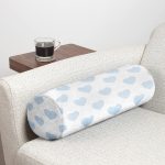 - RealHomes Özel Tasarımlı Dijital Baskılı İç Dolgulu Fermuarlı Silindir Yastık - Realhomes Kalp Desen Dijital Baskılı İç Dolgulu Yumuşak Silindir Form Yastık Kırlent Realhomes