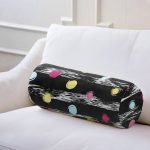 Siyah Zemin Üzerinde Renkli Puantiyeli Desenli Dijital Baskılı Modern İç Dolgulu - Fermuarlı Süet Berjer Silindir Yastık Kırlent Realhomes