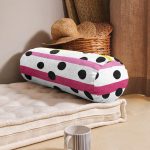 - RealHomes Özel Tasarımlı Dijital Baskılı İç Dolgulu Fermuarlı Silindir Yastık - Realhomes Beyaz Zeminde Modern Renkli Çizgili Siyah Puantiyeli Dijital Baskılı Modern İç Dolgulu - Fermuarlı Süet Silindir Rulo Yastık Kırlent Realhomes