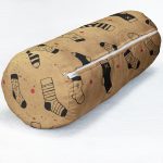 - RealHomes Özel Tasarımlı Dijital Baskılı İç Dolgulu Fermuarlı Silindir Yastık - Realhomes  Renkli Zemin Üzerinde Modern Çorap Desenli Dijital Baskılı Modern İç Dolgulu Fermuarlı Çok Amaçlı Silindir Yastık Kırlent Realhomes