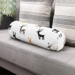 - RealHomes Özel Tasarımlı Dijital Baskılı İç Dolgulu Fermuarlı Silindir Yastık - Realhomes  Beyaz Zemin Üzerinde Modern Geyik Desenli Dijital Baskılı Modern İç Dolgulu - Fermuarlı Süet Berjer Silindir Yastık Kırlent Realhomes