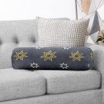 Renkli Zemin Üzerinde Gold Detaylı Yıldız Desenli Dijital Baskılı Modern İç Dolgulu Fermuarlı Çok Amaçlı Silindir Yastık Kırlent Realhomes