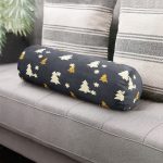 - RealHomes Özel Tasarımlı Dijital Baskılı İç Dolgulu Fermuarlı Silindir Yastık - Realhomes Renkli Zemin Üzerinde Çam Ağacı Desenli Dijital Baskılı Modern İç Dolgulu - Fermuarlı Süet Berjer Silindir Yastık Kırlent Realhomes