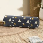 - RealHomes Özel Tasarımlı Dijital Baskılı İç Dolgulu Fermuarlı Silindir Yastık - Realhomes Renkli Zemin Üzerinde Çam Ağacı Desenli Dijital Baskılı Modern İç Dolgulu - Fermuarlı Süet Berjer Silindir Yastık Kırlent Realhomes