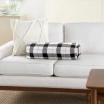 - RealHomes Özel Tasarımlı Dijital Baskılı İç Dolgulu Fermuarlı Silindir Yastık - Realhomes  Beyaz Zemin Üzerinde Siyah Ekose Desenli Dijital Baskılı Modern İç Dolgulu Süet Silindir Yastık Kırlent - Bel Yastığı Realhomes