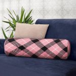 - RealHomes Özel Tasarımlı Dijital Baskılı İç Dolgulu Fermuarlı Silindir Yastık - Realhomes Renkli Pastel Zemin Üzerinde Siyah Ekose Desenli Dijital Baskılı Modern İç Dolgulu - Fermuarlı Süet Silindir Yuvarlak Yastık Kırlent Realhomes