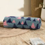 Renkli Zeminde Pastel Renkli Siyah Çam Ağacı Desenli Dijital Baskılı Modern İç Dolgulu - Fermuarlı Süet Berjer Silindir Yastık Kırlent Realhomes