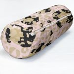 - RealHomes Özel Tasarımlı Dijital Baskılı İç Dolgulu Fermuarlı Silindir Yastık - Realhomes Pastel Zemin Üzerinde Gold Detaylı Geometrik Desenli Dijital Baskılı Modern İç Dolgulu - Fermuarlı Süet Silindir Daire Yastık Kırlent Realhomes