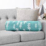 - RealHomes Özel Tasarımlı Dijital Baskılı İç Dolgulu Fermuarlı Silindir Yastık - Realhomes Beyaz Zemin Üzerinde Renkli Geometrik Desenli Dijital Baskılı Modern İç Dolgulu - Fermuarlı Süet Silindir Rulo Yastık Kırlent Realhomes