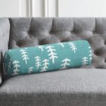 - RealHomes Özel Tasarımlı Dijital Baskılı İç Dolgulu Fermuarlı Silindir Yastık - Realhomes Beyaz Zemin Üzerinde Renkli Geometrik Desenli Dijital Baskılı Modern İç Dolgulu - Fermuarlı Süet Silindir Rulo Yastık Kırlent Realhomes