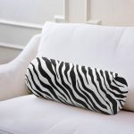 - RealHomes Özel Tasarımlı Dijital Baskılı İç Dolgulu Fermuarlı Silindir Yastık - Realhomes  Beyaz Zemin Üzerinde Siyah Zebra Desenli Dijital Baskılı Modern İç Dolgulu - Fermuarlı Süet Silindir Yuvarlak Yastık Kırlent Realhomes