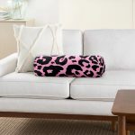 - RealHomes Özel Tasarımlı Dijital Baskılı İç Dolgulu Fermuarlı Silindir Yastık - Realhomes  Renkli Zemin Üzerinde Geometrik Desenli Dijital Baskılı Modern İç Dolgulu Fermuarlı Çok Amaçlı Silindir Yastık Kırlent Realhomes