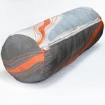 - RealHomes Özel Tasarımlı Dijital Baskılı İç Dolgulu Fermuarlı Silindir Yastık - Realhomes  Renkli Zemin Üzerinde Geometrik Desenli Dijital Baskılı Modern İç Dolgulu - Fermuarlı Süet Silindir Rulo Yastık Kırlent Realhomes