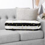 - RealHomes Özel Tasarımlı Dijital Baskılı İç Dolgulu Fermuarlı Silindir Yastık - Realhomes  Beyaz Zemin Üzerinde Gold Detaylı Yıldız Desenli Dijital Baskılı Modern İç Dolgulu - Fermuarlı Süet Silindir Rulo Yastık Kırlent Realhomes