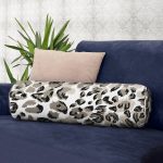 - RealHomes Özel Tasarımlı Dijital Baskılı İç Dolgulu Fermuarlı Silindir Yastık - Realhomes Beyaz Zemin Üzerinde Renkli Geometrik Desenli Dijital Baskılı Modern İç Dolgulu - Fermuarlı Süet Silindir Rulo Yastık Kırlent Realhomes