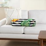 - RealHomes Özel Tasarımlı Dijital Baskılı İç Dolgulu Fermuarlı Silindir Yastık - Realhomes Beyaz Zemin Üzerinde Yeşil Yaprak Desenli Dijital Baskılı Modern İç Dolgulu Yumuşak Silindir Form Yastık Kırlent Realhomes