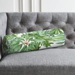 Beyaz Zemin Üzerinde Yeşil Yaprak Desenli Dijital Baskılı Modern İç Dolgulu - Fermuarlı Süet Silindir Rulo Yastık Kırlent Realhomes