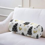 Beyaz Zemin Üzerinde Çam Ağacı Desenli Dijital Baskılı Modern İç Dolgulu Yumuşak Silindir Form Yastık Kırlent Realhomes