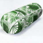 - RealHomes Özel Tasarımlı Dijital Baskılı İç Dolgulu Fermuarlı Silindir Yastık - Realhomes  Beyaz Zemin Üzerinde Yeşil Yaprak Desenli Dijital Baskılı Modern İç Dolgulu Fermuarlı Çok Amaçlı Silindir Yastık Kırlent Realhomes