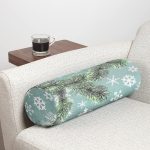 Renkli Zemin Üzerinde Kar tanesi Desenli Dijital Baskılı Modern İç Dolgulu Yumuşak Silindir Form Yastık Kırlent Realhomes