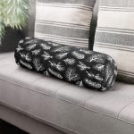 - RealHomes Özel Tasarımlı Dijital Baskılı İç Dolgulu Fermuarlı Silindir Yastık - Realhomes Siyah Zemin Üzerinde Beyaz Yaprak Desenli Dijital Baskılı Modern İç Dolgulu - Fermuarlı Süet Silindir Daire Yastık Kırlent Realhomes