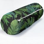 - RealHomes Özel Tasarımlı Dijital Baskılı İç Dolgulu Fermuarlı Silindir Yastık - Realhomes  Siyah Zemin Üzerinde Yeşil Yaprak Desenli Dijital Baskılı Modern İç Dolgulu - Fermuarlı Süet Silindir Rulo Yastık Kırlent Realhomes