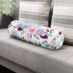 Beyaz Zemin Üzerinde Renkli Çiçek Desenli Dijital Baskılı Modern İç Dolgulu - Fermuarlı Süet Silindir Rulo Yastık Kırlent Realhomes